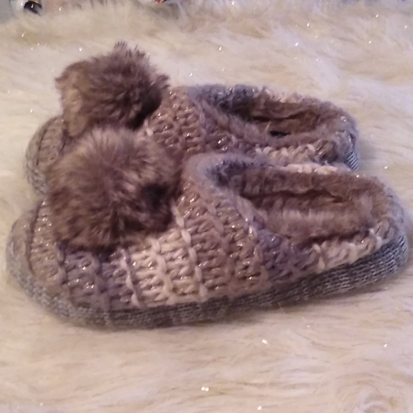 Chinese laundry - Picture 2 of 4